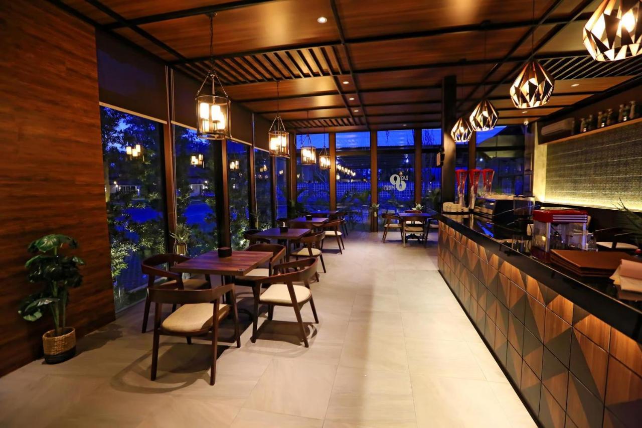New Surya Hotel Banyuwangi (East Java) Exterior foto