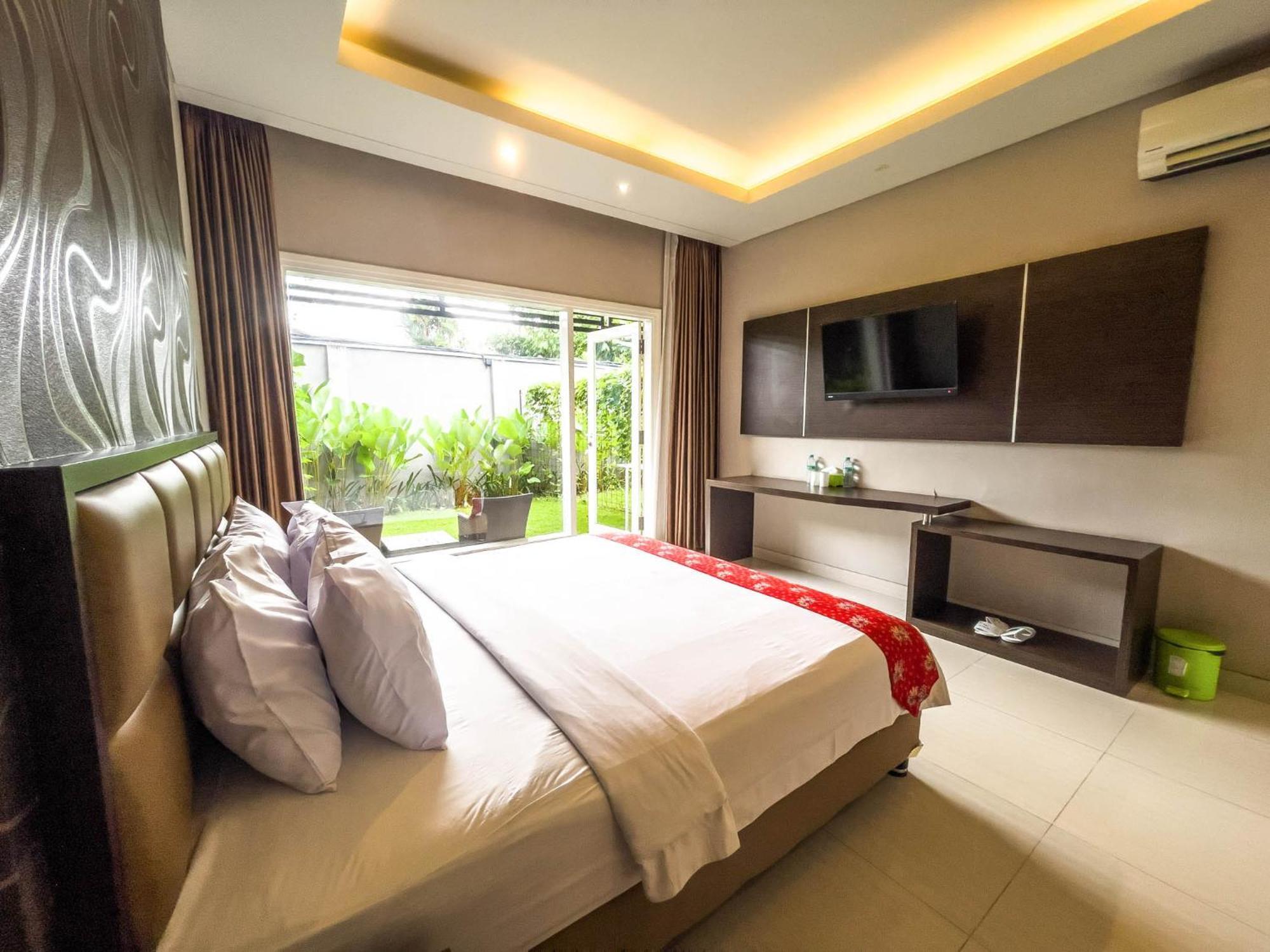 New Surya Hotel Banyuwangi (East Java) Exterior foto