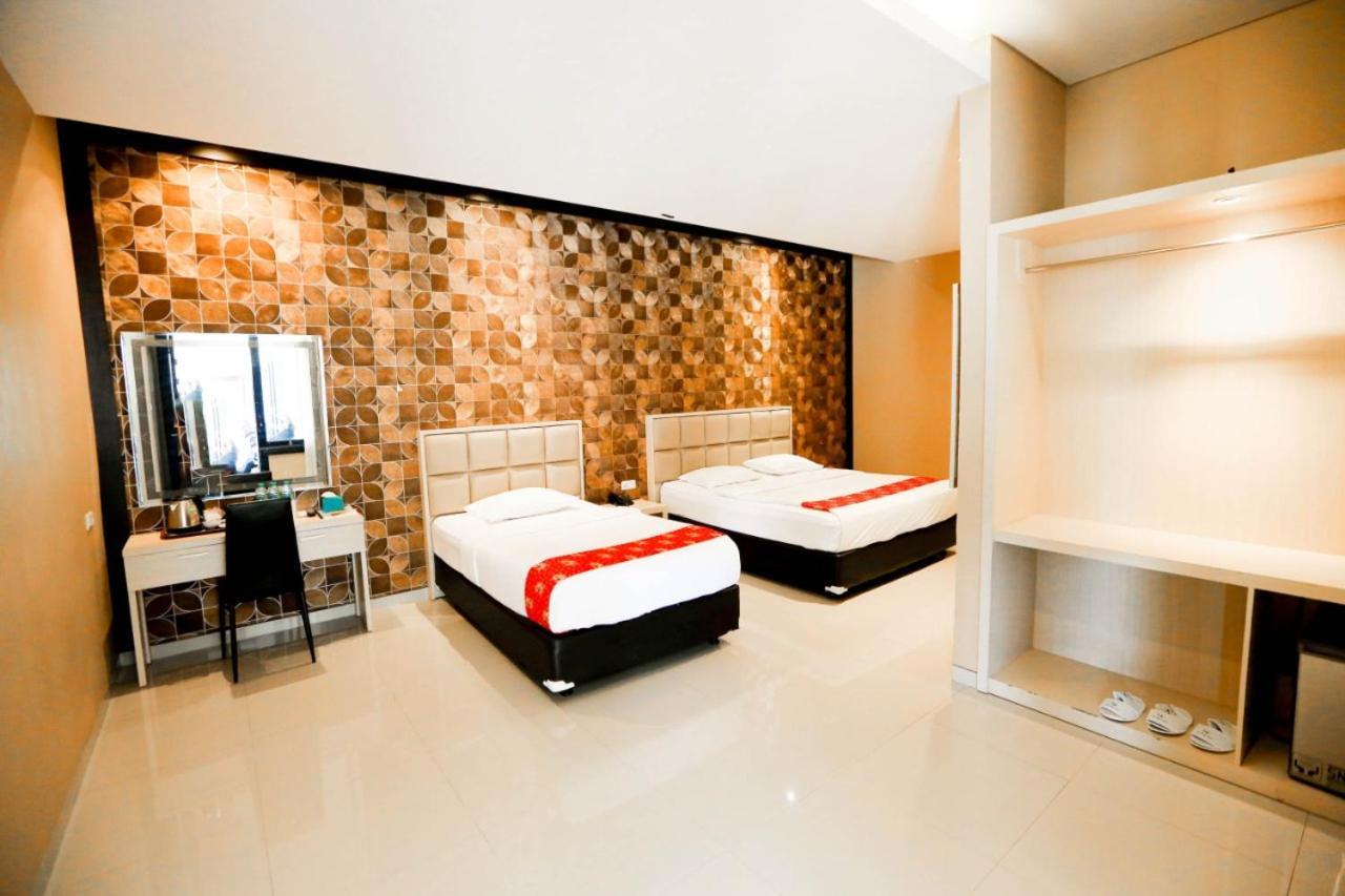 New Surya Hotel Banyuwangi (East Java) Exterior foto