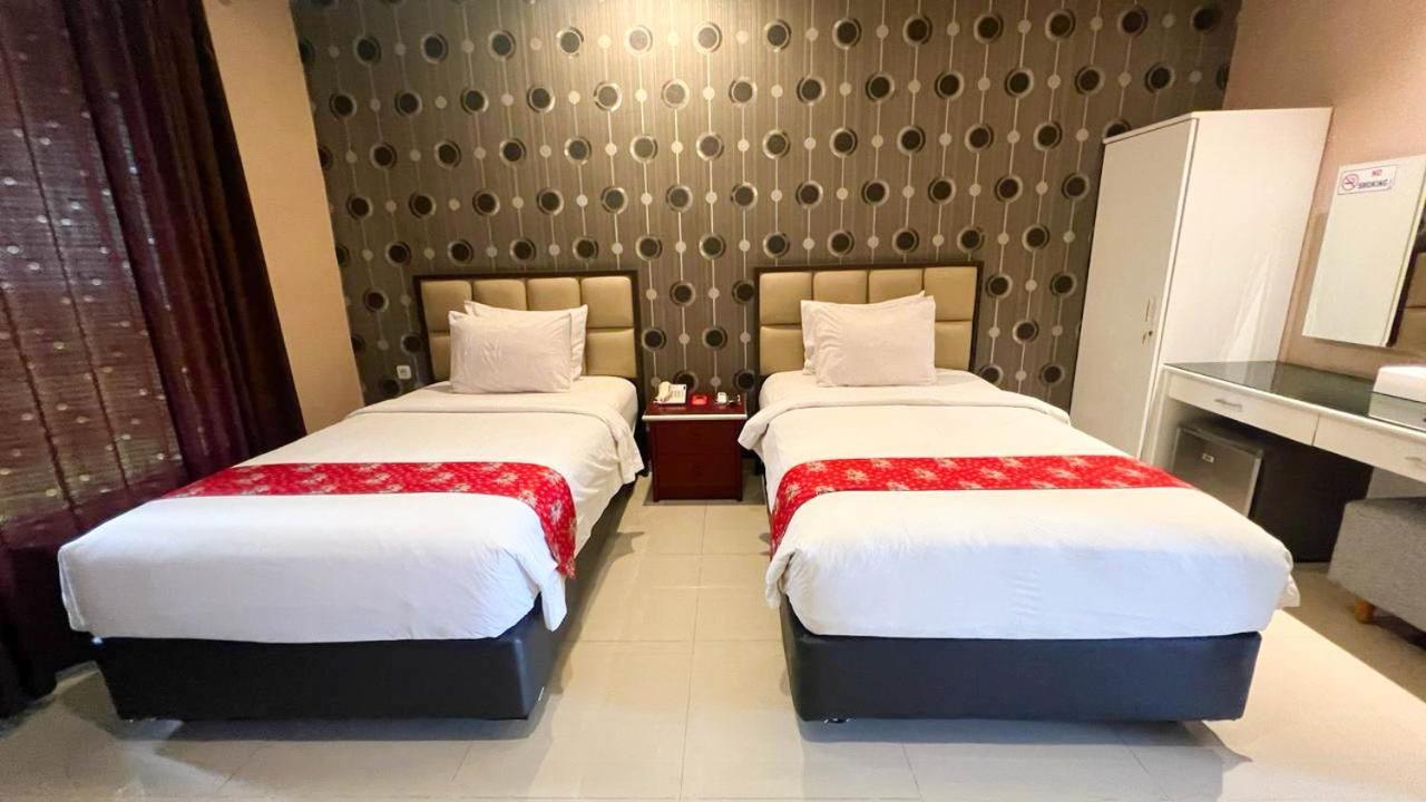 New Surya Hotel Banyuwangi (East Java) Exterior foto