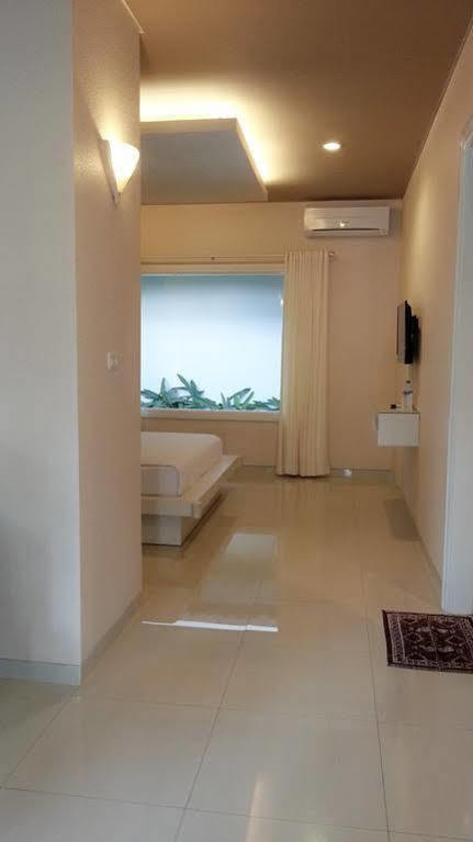 New Surya Hotel Banyuwangi (East Java) Exterior foto